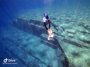 Yonaguni Monument by Snorkeling